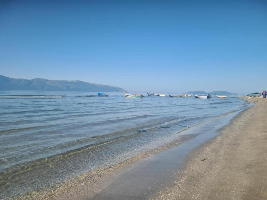 Beachfront With Hotel Facilities Vlorë Εξωτερικό φωτογραφία